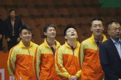 雷速体育直播官网-关于韩国队鏖战英格兰队，王皓带队取胜的信息