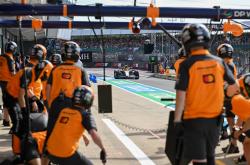 雷速体育官方-雷诺车队横扫红牛二队，勒克莱尔惊艳四座