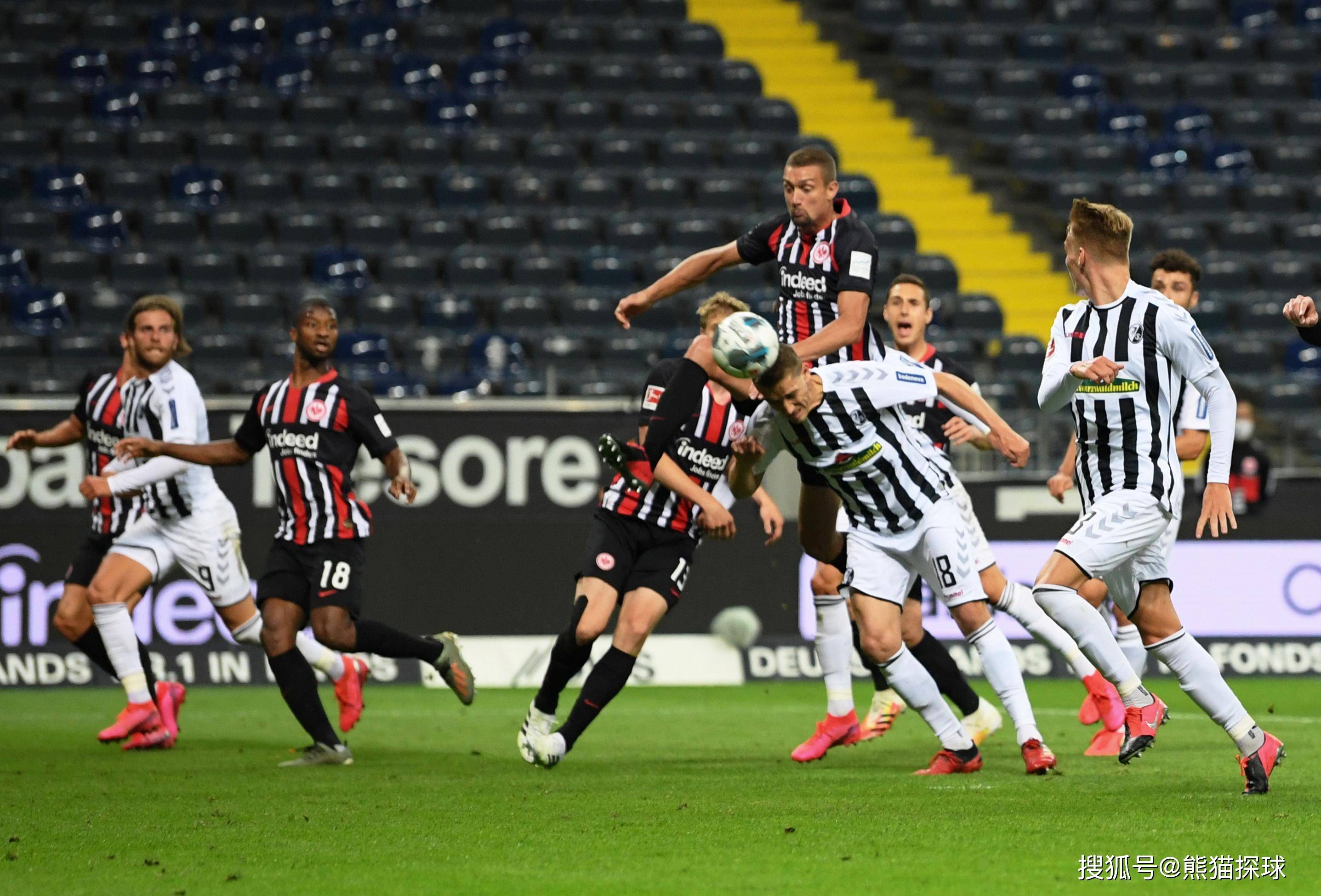 沃尔夫斯堡大胜法兰克福,势不可挡的赢球风暴的简单介绍 沃尔夫斯堡大胜法兰克福,势不可挡的赢球风暴的简单介绍