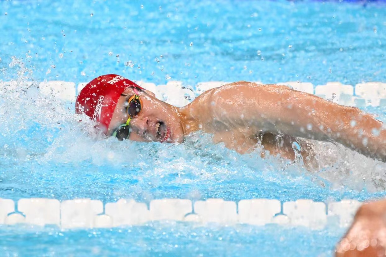 关于澳大利亚游泳选手勇夺男子200米自由泳金牌的信息 关于澳大利亚游泳选手勇夺男子200米自由泳金牌的信息