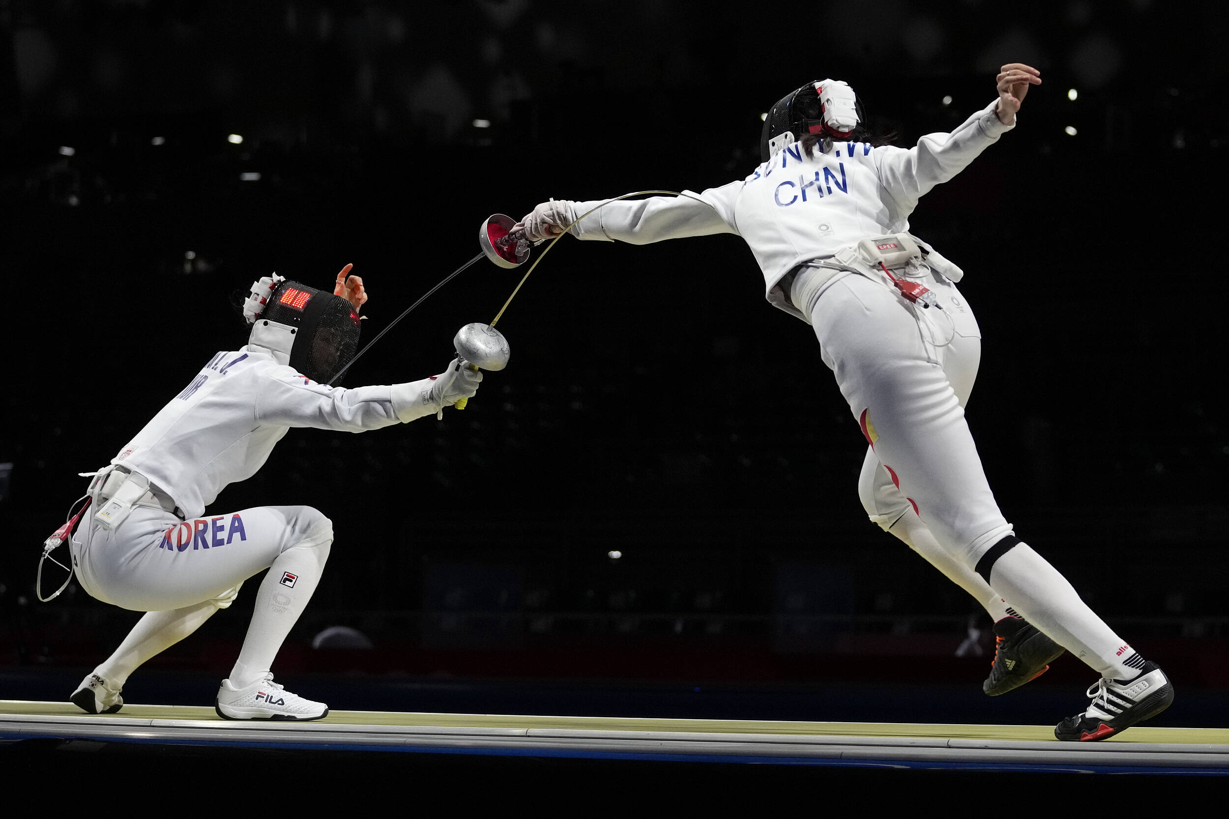 比利时队员不畏强手,接棒取得佳绩 比利时队员不畏强手,接棒取得佳绩