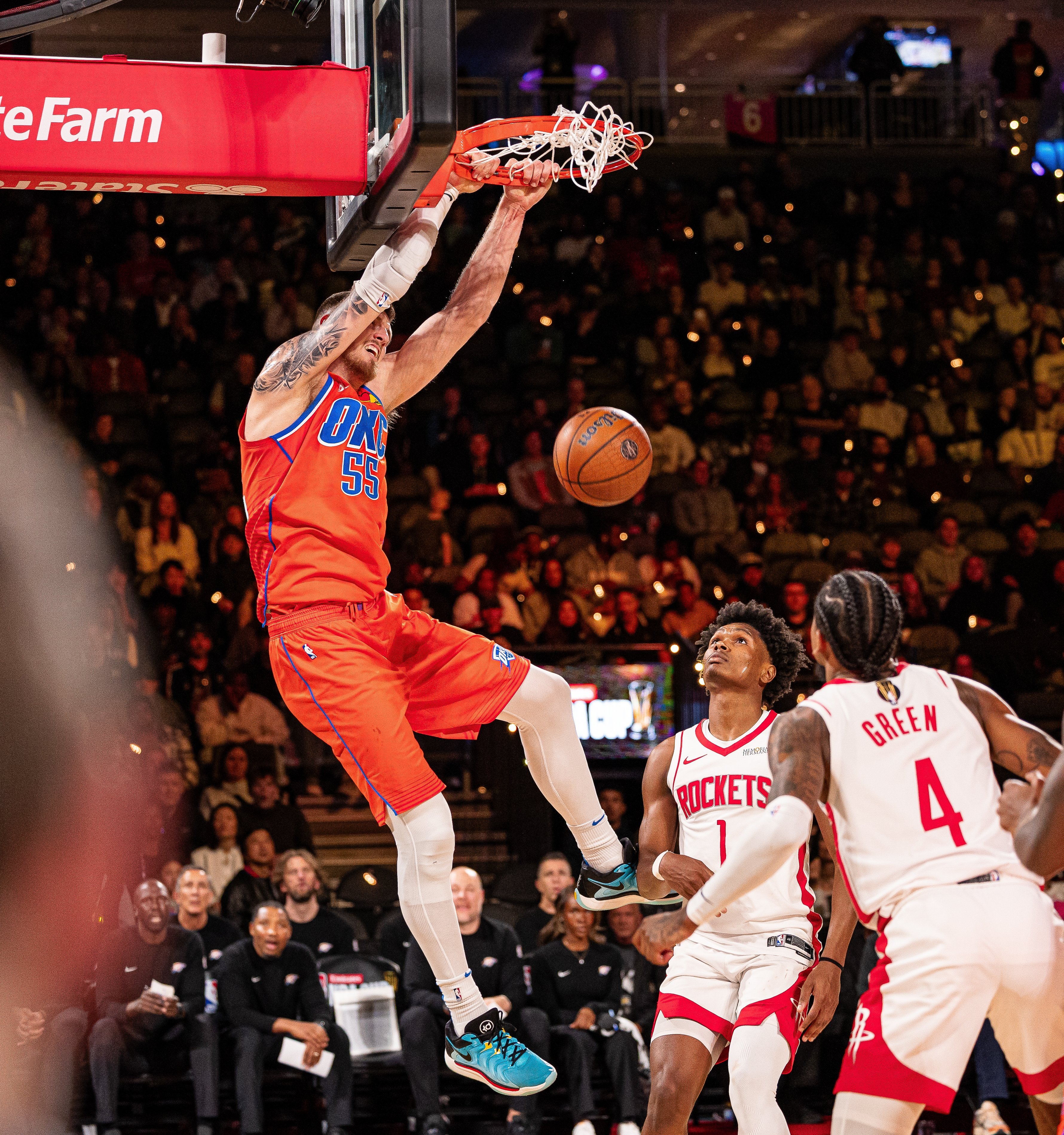 勇士鏖战辽宁队，麦科勒姆带队取胜的简单介绍